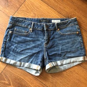 Classic blue jean shorts